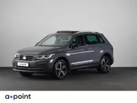 Volkswagen Tiguan 1.4 TSI eHybrid Life/Active 245 pk Automaat (DSG) | Navigatie | Panoramadak | Park