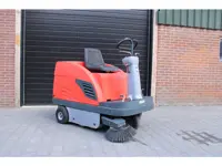 Hako 900v veegmachine benzine