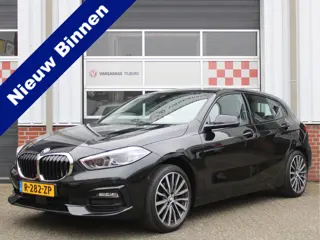 BMW 1-serie 118i Business+ Sport Automaat /Navigatie/Camera/Leder/Stoelverwarming/PDC/18'LM/LED/Lane