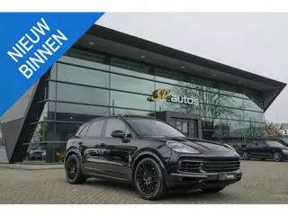 Porsche Cayenne S 2.9 S 441pk Panoramadak Trekhaak elektrisch Comfortstoelen Black edition Luchtveri
