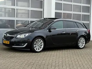OPEL INSIGNIA 2.0 Turbo 250PK Cosmo 4X4 Aut. Navi Camera Trekhaak 