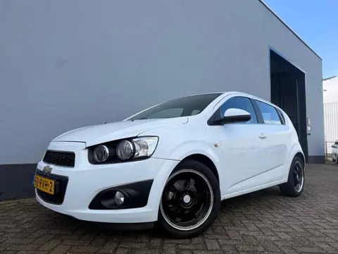 Chevrolet Aveo 1.4 LTZ 5-Deurs - Airco - LMV