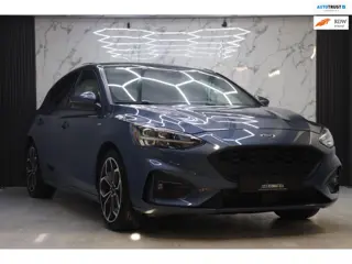Ford Focus 1.5 EcoBoost ST Line Business Pano B&O HUD