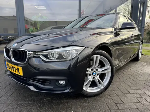 BMW 3 Serie 318i Centennial Executive (bj 2016, automaat)