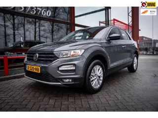 Volkswagen T-Roc 1.5 TSI Sport | Automaat | Camera | Stoel verwarming | Car-play | Adaptieve cruise 