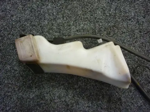 KOELVLOEISTOF RESERVOIR Triumph Speed Triple 955 2000 - 2004