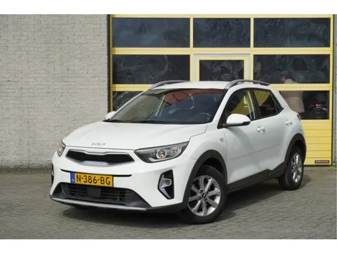 Kia Stonic 1.0 T-GDi MHEV DynamicLine BJ2021 Lmv 15" | Led | App-Connect | Achteruitrijcamera | Airc
