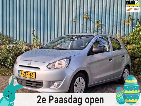 Mitsubishi Space Star | 1.0 Inform | Airco | 2e eigenaar | Bluetooth | Navigatie |