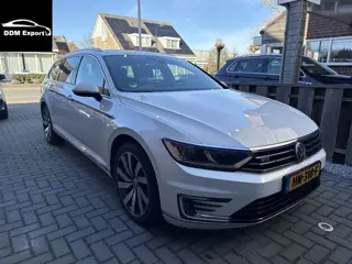 Volkswagen Passat Variant 1.4 TSI GTE Highline | Clima | Navi | Leder memory/massage seats | Pano | 