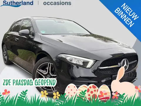 Mercedes-Benz A-klasse 250 e AMG Line | 218pk | Stoelverwarming | Achteruitrijcamera