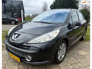 Peugeot 207 1.6-16V XS Apk / Airco/ inruilkoopje!!