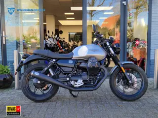 Moto Guzzi V7 Stone III ABS