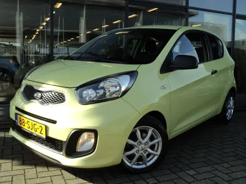 Kia Picanto 1.0 CVVT AIRCO | LICHTMETALEN WIELEN | VIERSEIZOENEN BANDEN | PARKEERSENSOREN |