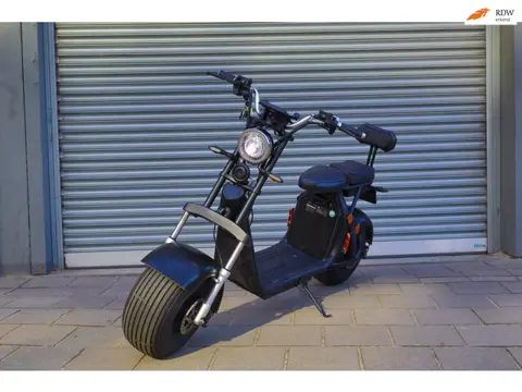 Smarda Bromscooter 1500 LWB Elektrisch 2023 Chopper Fatbike