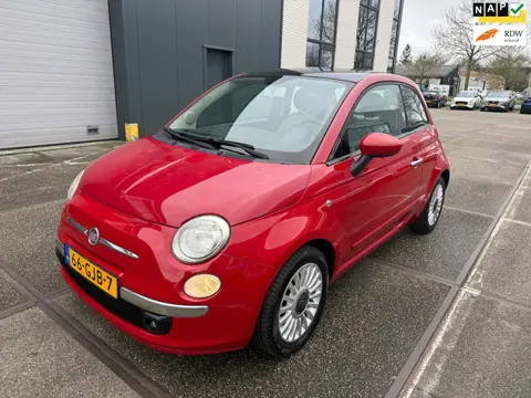 Fiat 500 1.2 Lounge / APK / NAP / LAGE KMSTAND / AIRCO / PANO / MOTOR 100% / LET OP BEETJE LAKSCHADE