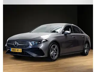 Mercedes-Benz A-Klasse Limousine 180 Business Solution AMG Panorama dak
