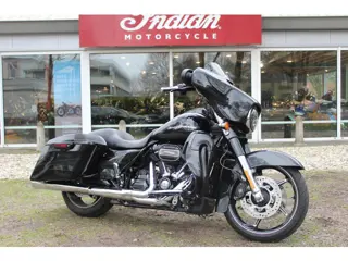 Harley-Davidson Street Glide  FLH-XSE Street-Glide CVO screamin eagle