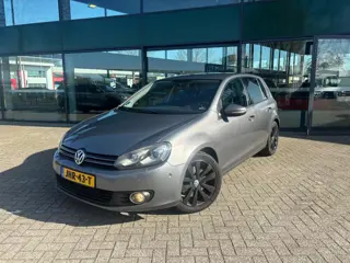 Volkswagen GOLF 1.4 TSI Highline (Automaat, Goed Onderhouden, Parkeersensoren etc.)