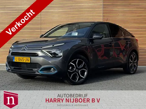 Citroën Ë-C4 Shine 50 kWh Navigatie / SOH 99% / Parkeerhulp