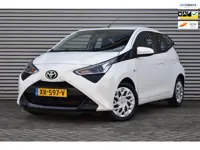 Toyota Aygo 1.0 VVT-i, Airco, Carplay, Android auto, Parkeer-camera, Led.