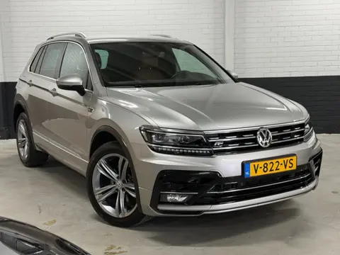 Volkswagen Tiguan 2.0 TDI 4 Motion 2x R-Line, Leer, Sublieme staat! NW Distributie