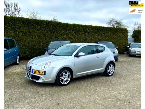 Alfa Romeo MiTo APK NIEUW LEER AIRCO RIJD NIEUW MOOIE AUTO