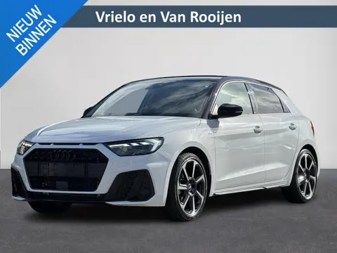 Audi A1 Sportback 30 TFSI S Line | Automaat | Clima | Cruise | Camera | PDC | Carplay | Lm velgen | 