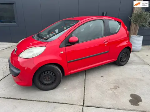 Peugeot 107 1.0 12V XR 2005