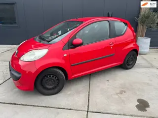 Peugeot 107 1.0 12V XR 2005