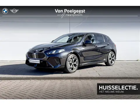 BMW 1 Serie 120 M Sport Design Edition | Driving Assistant | Premium Pack | Huiselectie
