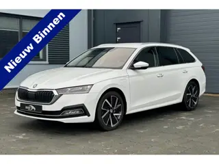 Škoda Octavia Combi 1.4 TSI iV PHEV Sportline 18" HUD LED ACC AD. ONDERSTEL