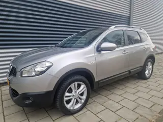 Nissan QASHQAI+2 2.0 Connect Edition Climatronic, trekhaak, navigatie, panorama