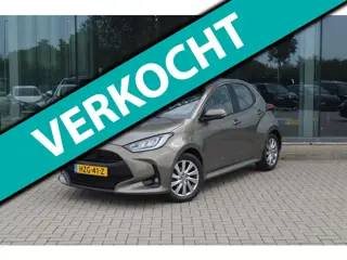 Toyota Yaris 1.5 VVT-i Dynamic | Verwarmde voorstoelen | Verwarmd stuurwiel | Led