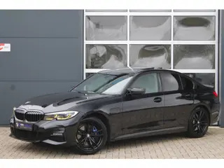 BMW 3-serie 330e xDrive M-Sport Shadow | Pano | Laser | Memory | HK | HUD