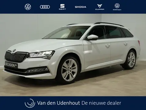 Škoda Superb Combi 1.4 TSI iV 204pk PHEV Business Edition Plus Trekhaak | Camera | Memory | Carplay 