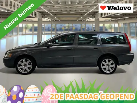 Volvo V70 2.5T AWD Summum Dealer auto, trekhaak, leder, carkit,....