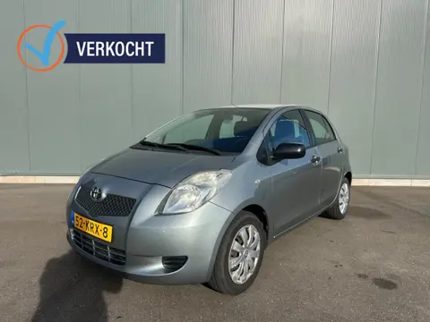 Toyota Yaris 1.3 VVTi Cool AIRCO | TREKHAAK | BOEKJE !