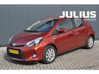 Toyota Yaris 1.5 Full Hybrid Aspiration, Navi, Camera als nieuw