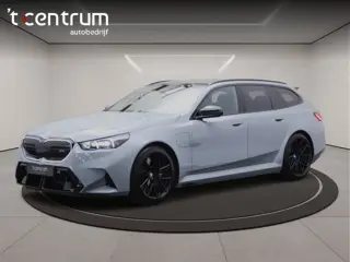 BMW 5 Serie Touring M5, M-Drivers Pack, Panoramadak, B&W Sound, Trekhaak, Carbon Int, Driv. Ass. Pro