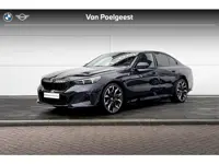 BMW 5 Serie Sedan 550e xDrive M-Sport PRO | Trekhaak | Adaptive M-Onderstel | Panoramadak | Bowers &