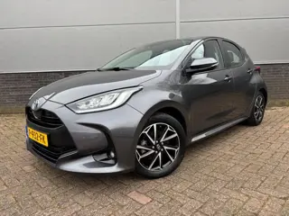 Toyota Yaris 1.5 Hybrid Dynamic (bj 2022, automaat)