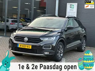 Volkswagen T-Roc 1.5 TSI Sport/VIRTUAL COCKPIT/CAMERA/NAVI/CARPLAY/STOELVERWARMING!!