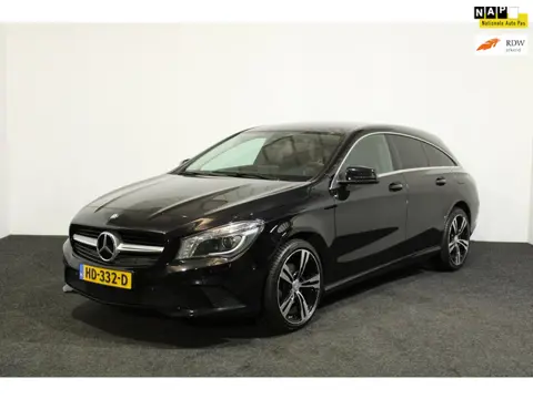 Mercedes-Benz CLA-klasse Shooting Brake 180 Ambition, Sportieve AMG-Look, vol in opties! Nieuwe APK 