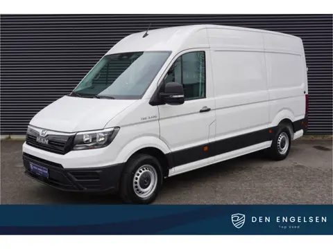 MAN TGE 140pk L3H3 Facelift Apple Carplay Parkeersensoren Cruise control digitaal Dashboard