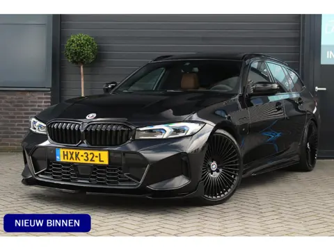 BMW 3-serie Touring 330e M sport | Pano | Lazer | ACC | BLIS | Trekhaak | Stuur en stoelverwarming