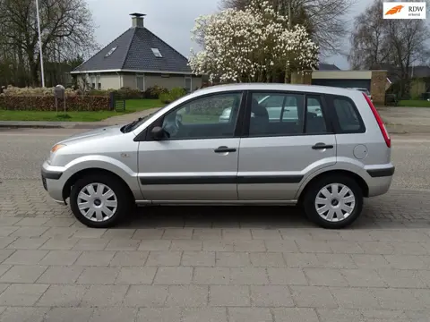 Ford Fusion 1.4-16V Cool & Sound