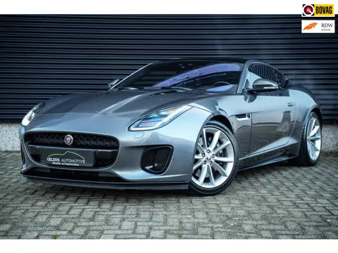 Jaguar F-TYPE 2.0T P300 R-Dynamic | Panoramadak | Meridian Sound | Camera | 100% Jaguar Service