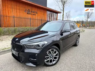 BMW X1 BMW X1 XDrive25e M-sport, panorama, trekhaak, HUD