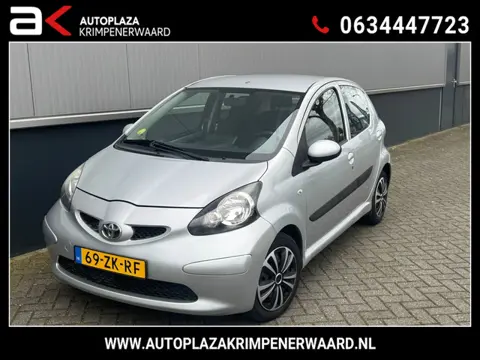 Toyota Aygo 1.0-12V + Airco Carplay Airco Nieuwe apk NAP