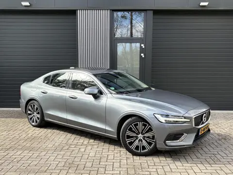 Volvo S60 2.0 Recharge T6 AWD R-Design BTW